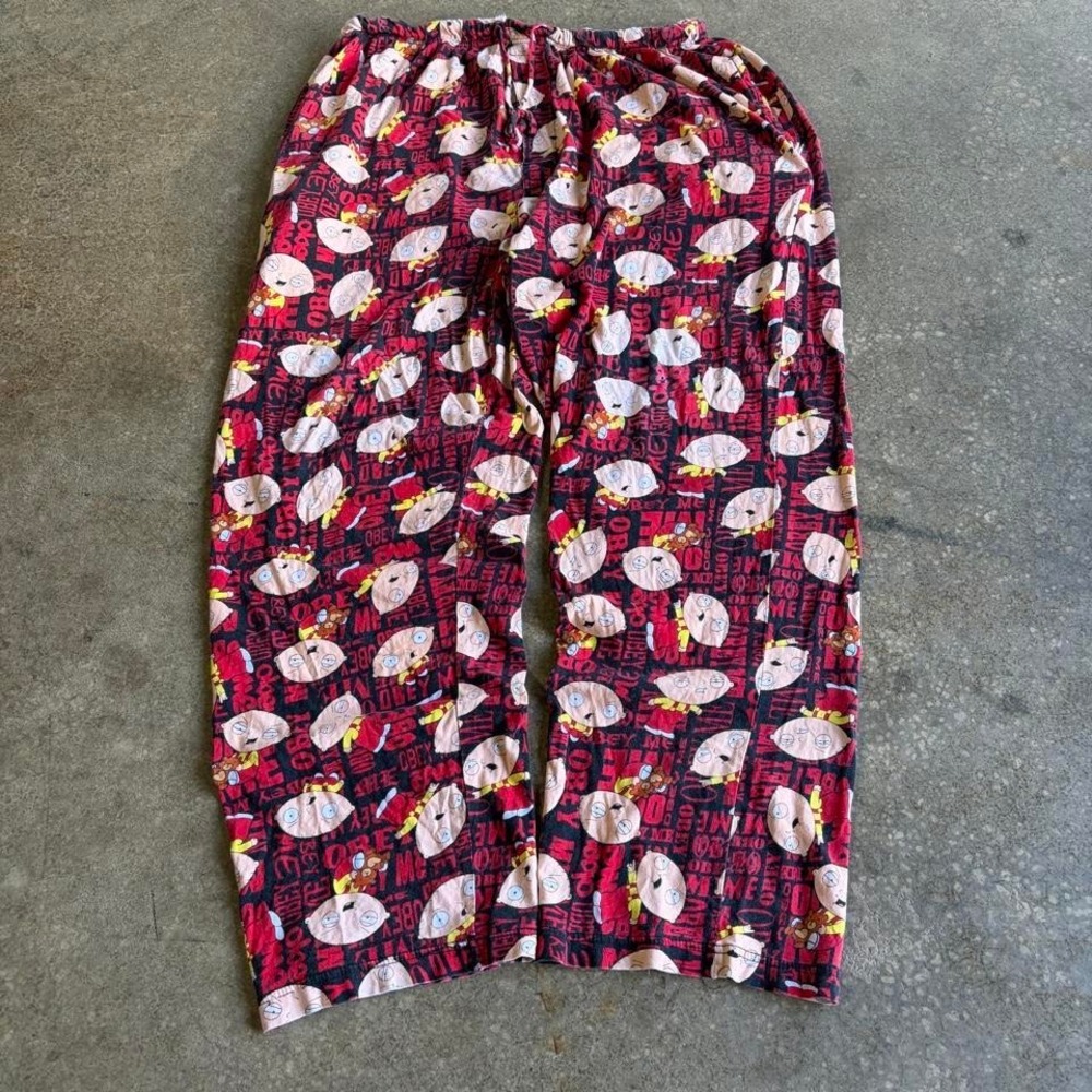 2000s family guy flannel pants‎